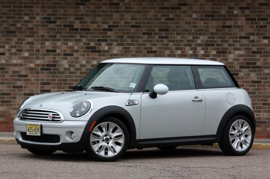  Mini Cooper 50 Camden Edition 2010 года  (фото 1 из 53)